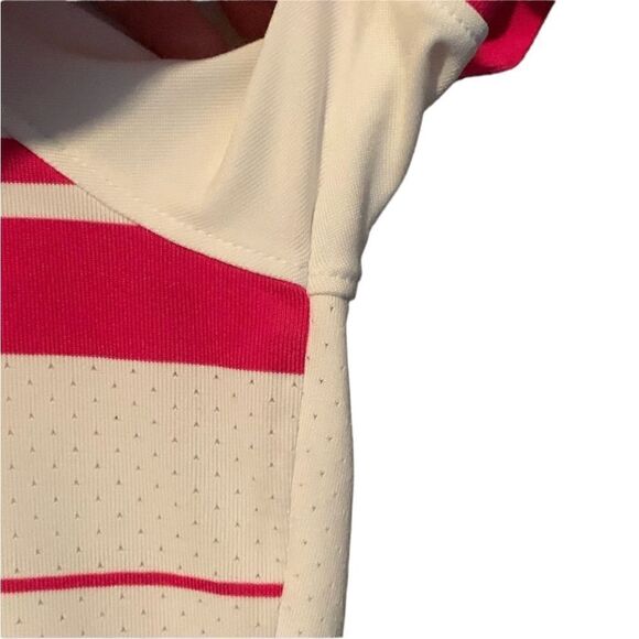 3 for $30! Under armour pink & white short sleeve tee - Picture 12 of 13